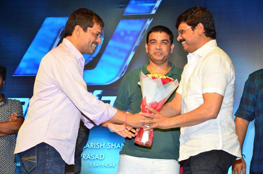 Duvvada Jagannadham Theatrical Trailer Launch Photos