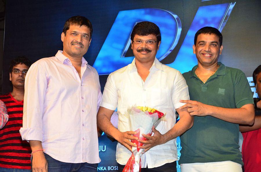 Duvvada Jagannadham Theatrical Trailer Launch Photos