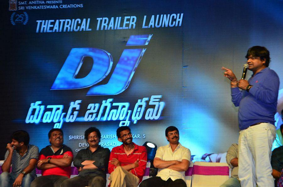 Duvvada Jagannadham Theatrical Trailer Launch Photos