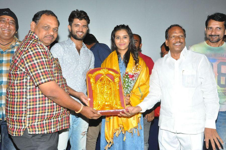 Dwaraka Movie Success Tour Photos at Guntur