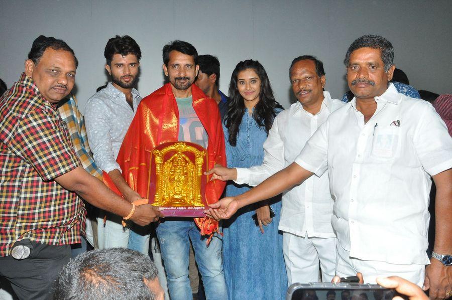 Dwaraka Movie Success Tour Photos at Guntur