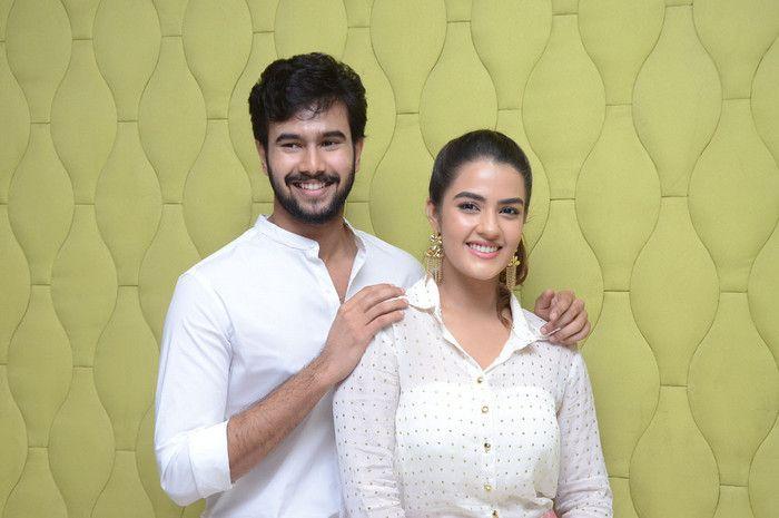 E Maayo Peremito Movie First Look Launch Photos