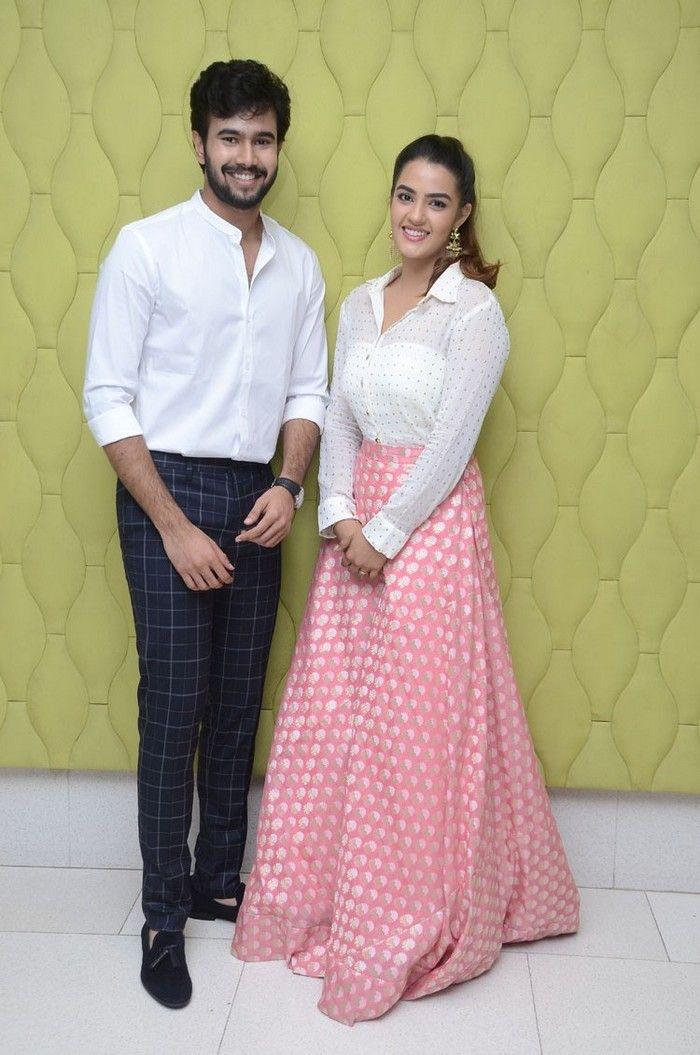 E Maayo Peremito Movie First Look Launch Photos