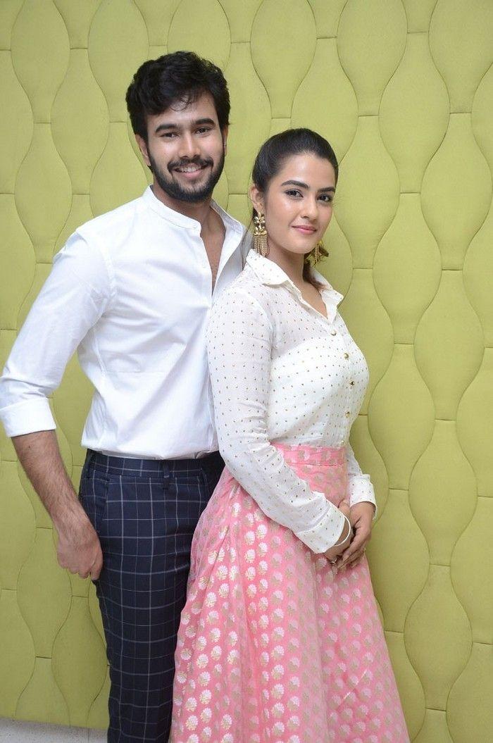 E Maayo Peremito Movie First Look Launch Photos