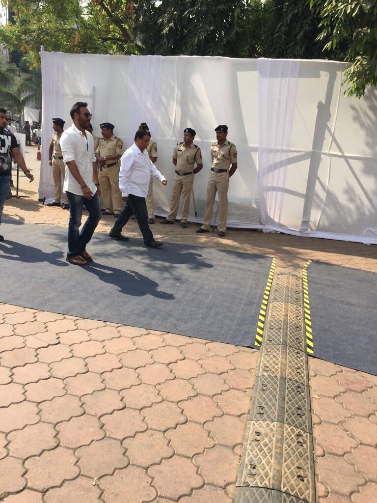 EXCLUSIVE: Celebs pay their last respects to Sridevi Photos