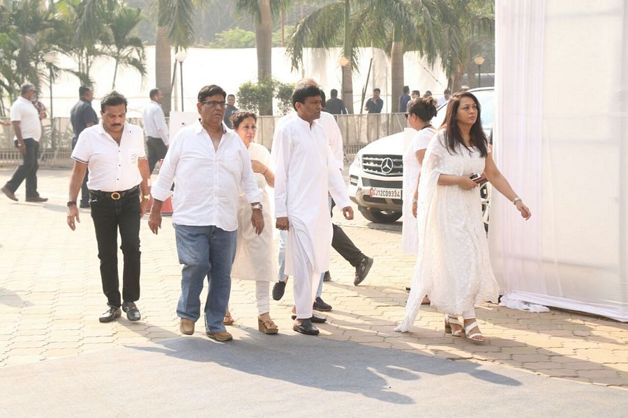 EXCLUSIVE: Celebs pay their last respects to Sridevi Photos