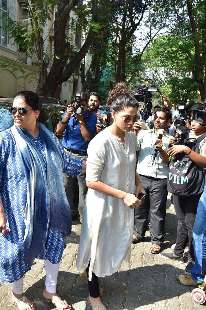 EXCLUSIVE PHOTOS: Celebs Pay Condolence To Actress Sridevi