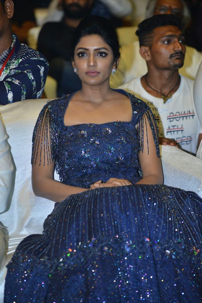 Eesha Rebba At Aravinda Sametha Pre Release Event Photos