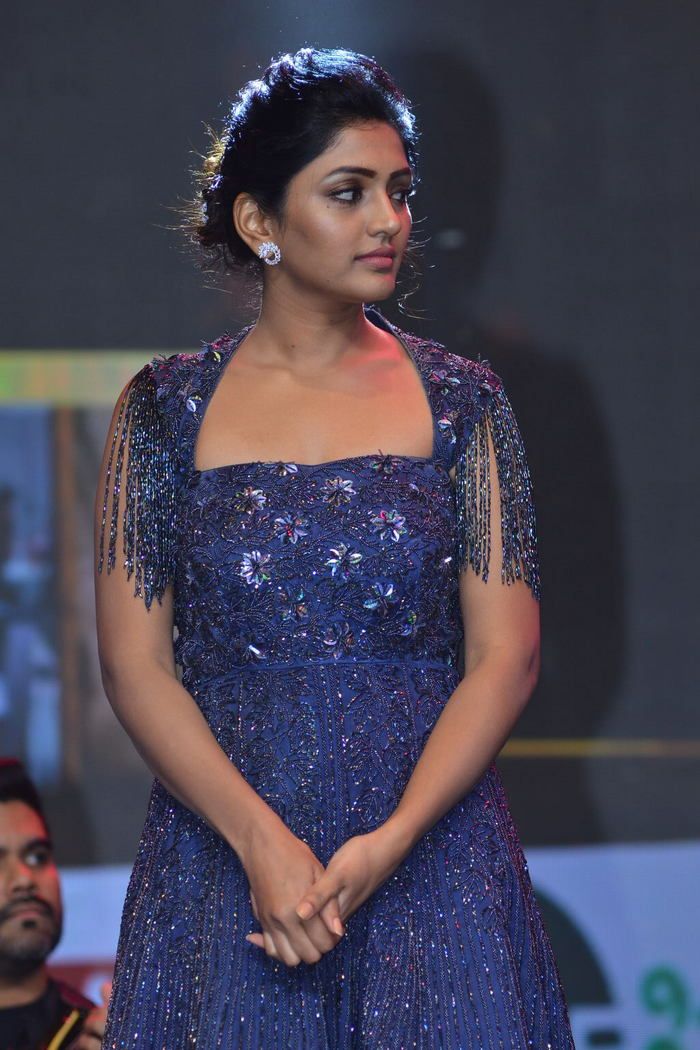 Eesha Rebba At Aravinda Sametha Pre Release Event Photos