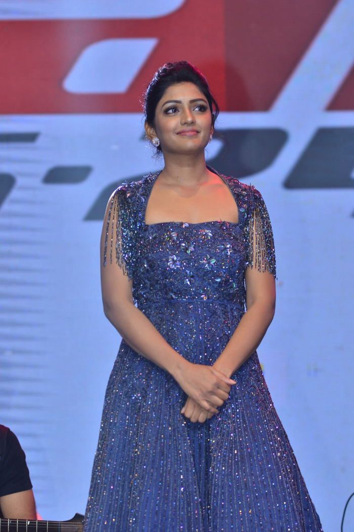 Eesha Rebba At Aravinda Sametha Pre Release Event Photos