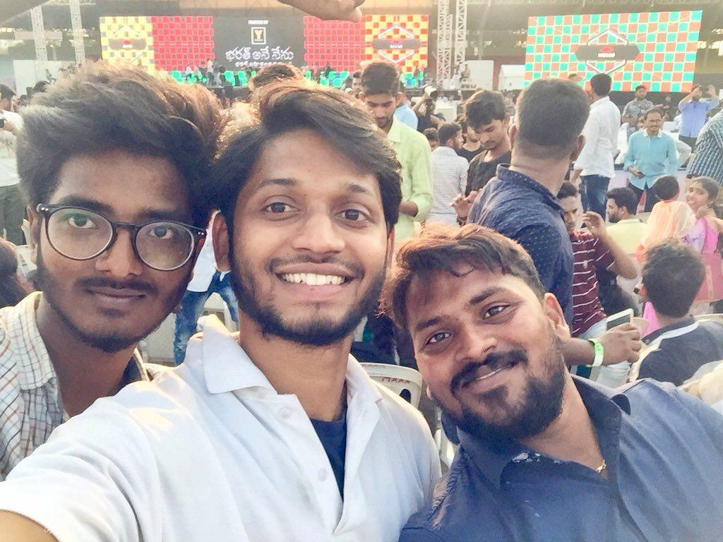 Fans and huge crowds gathered at BharatBahirangaSabha LIVE Photos