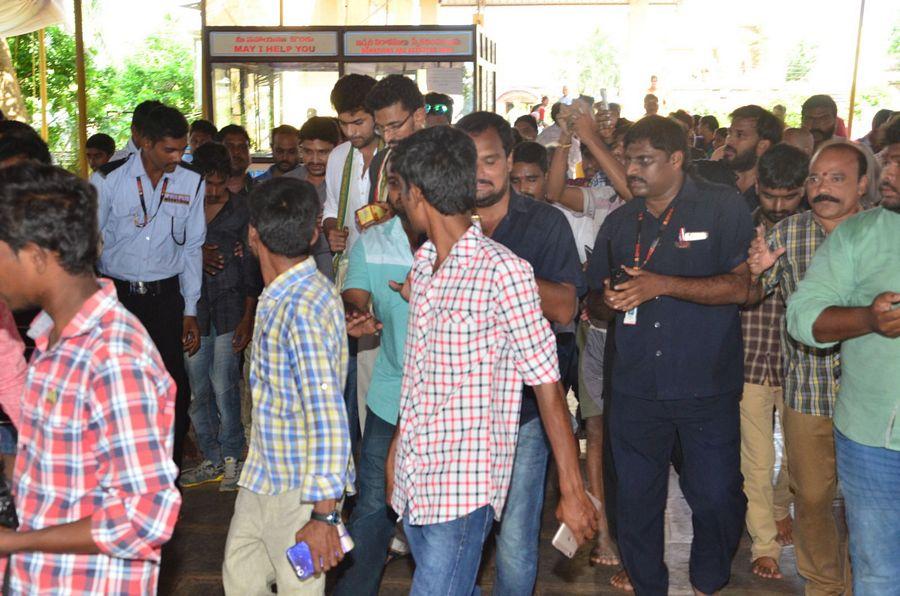 Fidaa Team Visits Dwaraka Tirumala Temple Photos