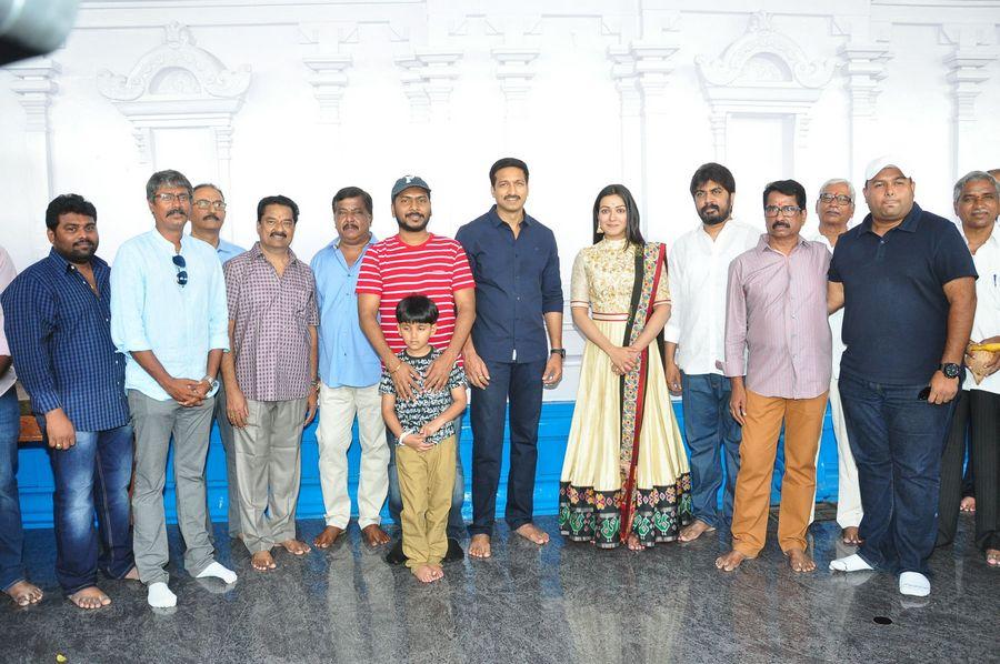 Gopichand & Sampath Nandi Movie Opening Photos