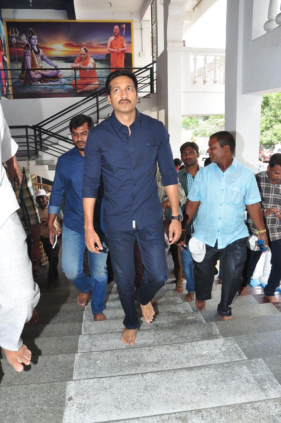 Gopichand & Sampath Nandi Movie Opening Photos