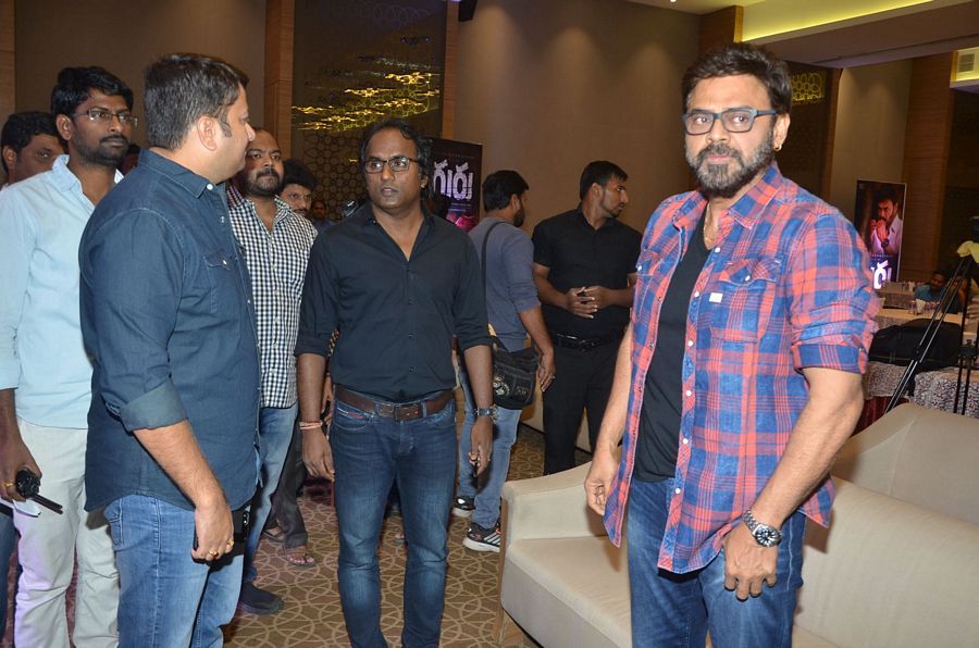 Guru Movie Trailer Launch Photos