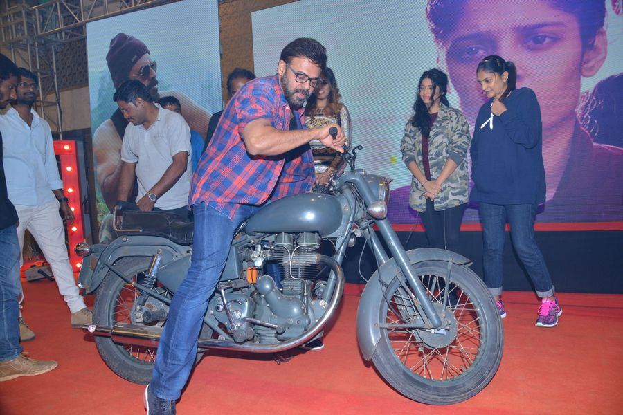 Guru Movie Trailer Launch Pics