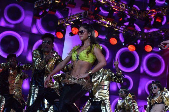 IIFA ROCKS 2017 Awards Inside Pictures