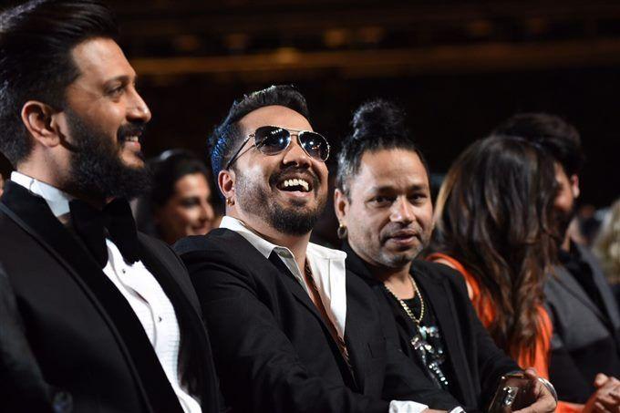 IIFA ROCKS 2017 Awards Inside Pictures