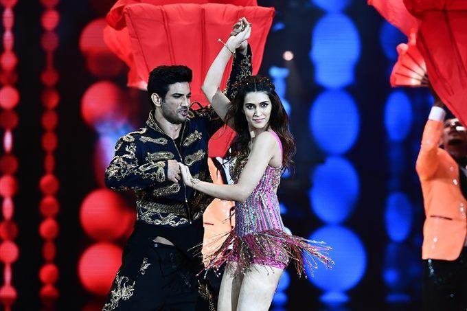 IIFA ROCKS 2017 Awards Inside Pictures