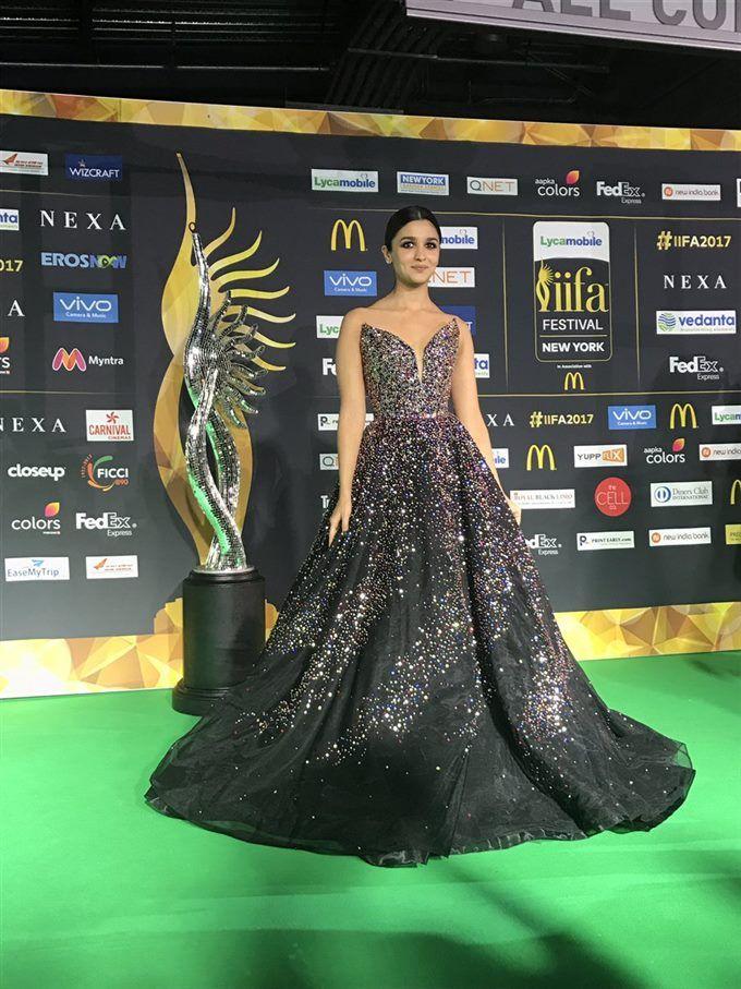 IIFA ROCKS 2017 Awards Inside Pictures