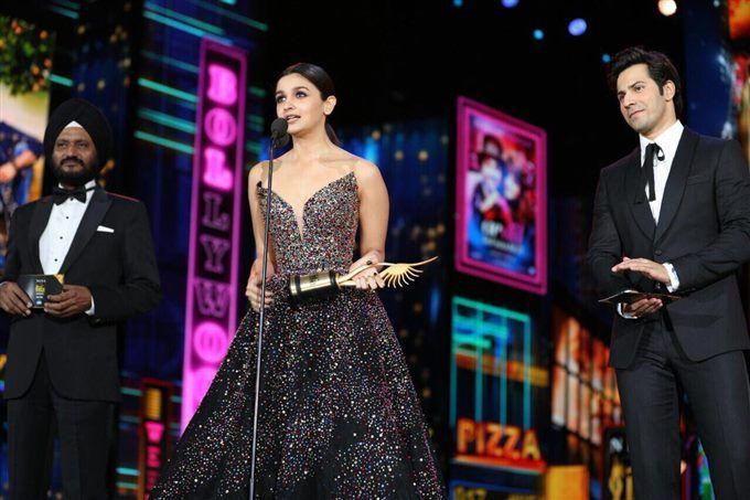 IIFA ROCKS 2017 Awards Inside Pictures