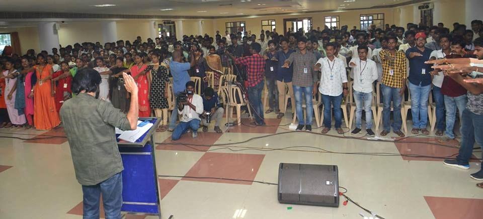 JanaSena Chief Pawan Kalyan Meeting with Bhagat Singh students union