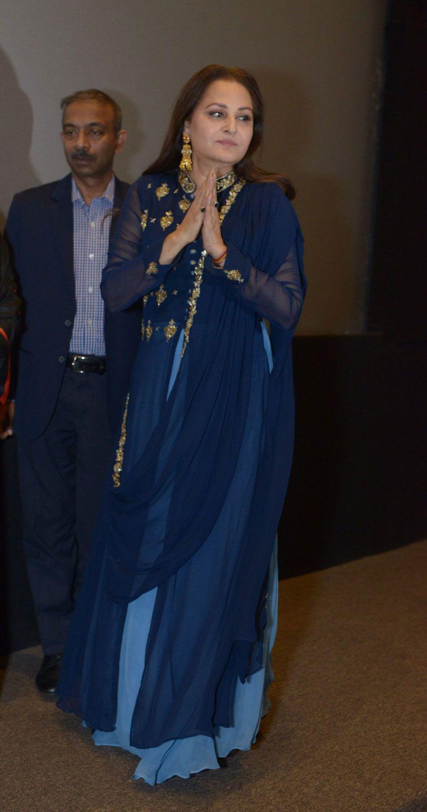 Janhvi Kapoor & Boney Kapoor Break Down In Tears After Sridevi's Film Screening