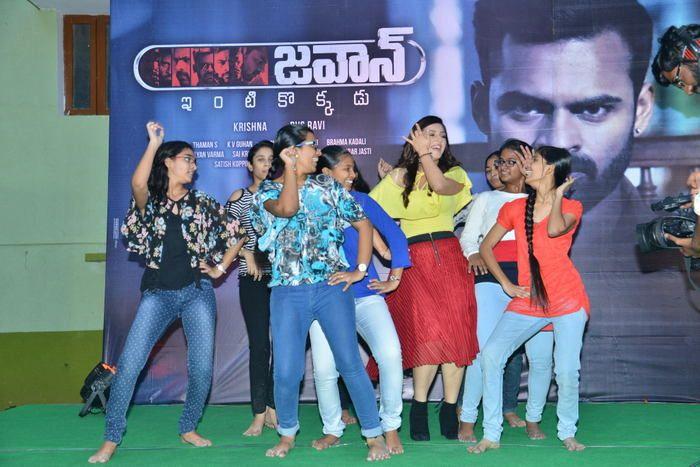 Jawaan Movie Team at Chaitanya Mahila Clg Photos
