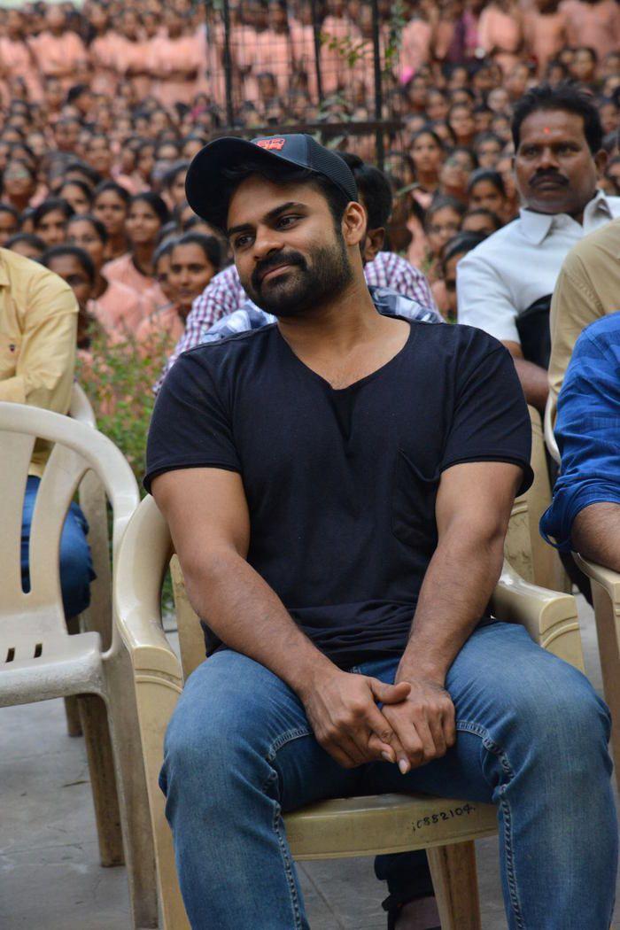 Jawaan Movie Team at Chaitanya Mahila Clg Photos