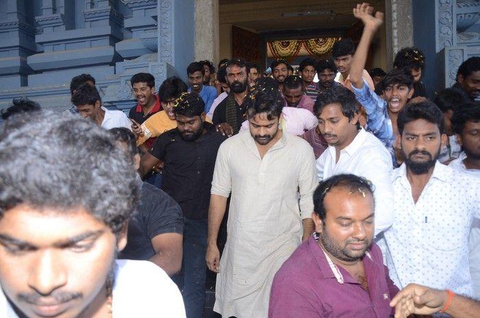 Jawaan Movie Team at Maddi Anjaneya Swamy Temple Photos