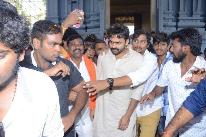 Jawaan Movie Team at Maddi Anjaneya Swamy Temple Photos