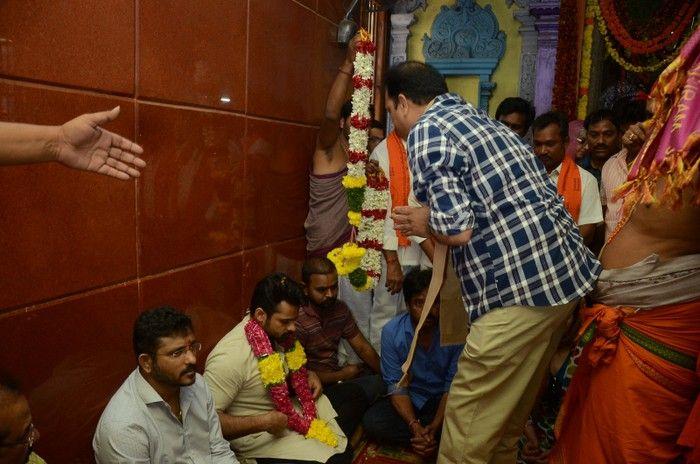 Jawaan Movie Team at Maddi Anjaneya Swamy Temple Photos