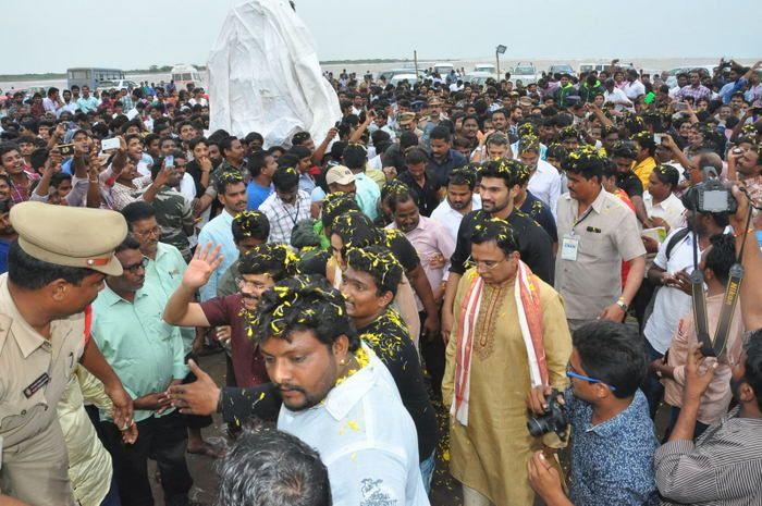 Jaya Janaki Nayaka Vijayotsava Veduka At Hamsala Deevi Photos