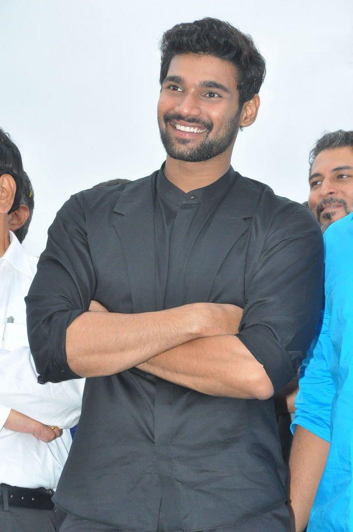 Jaya Janaki Nayaka Vijayotsava Veduka At Hamsala Deevi Photos