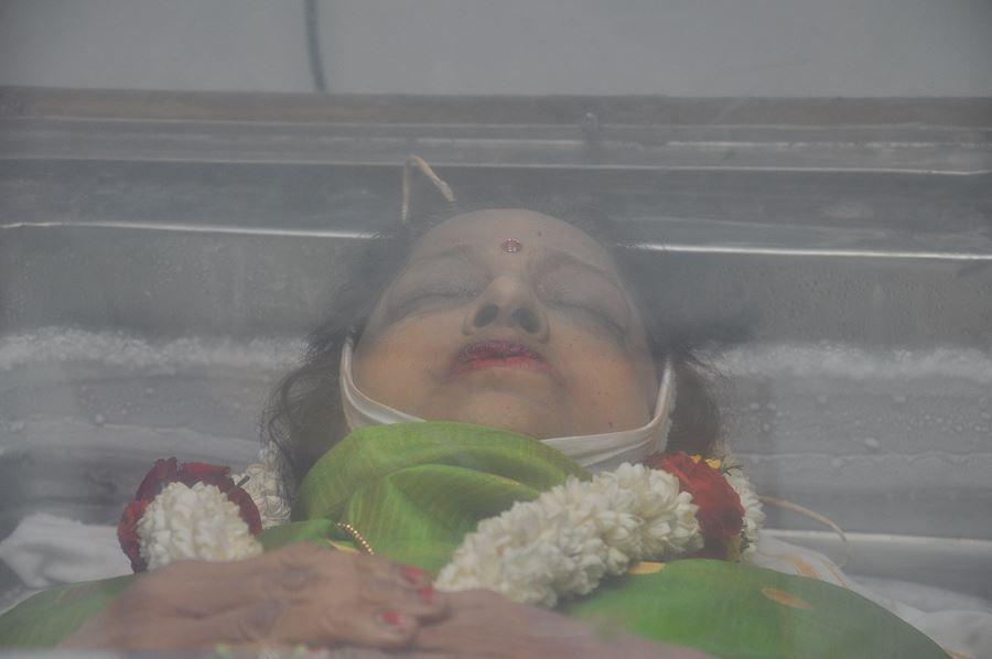 Jyothi Lakshmi Condolences Photos