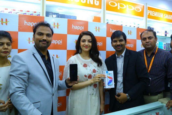 Kajal Aggarwal at the Launch of Happi Mobiles At Karimnagar Photos