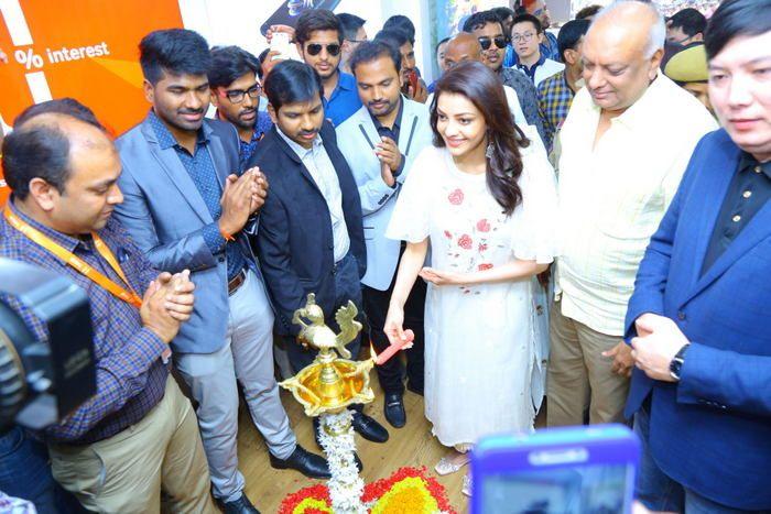 Kajal Aggarwal at the Launch of Happi Mobiles At Karimnagar Photos