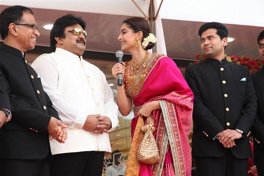 Kalyan Jewellers Inauguration at Anna Nagar Photos