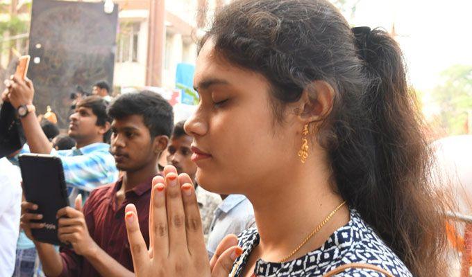 Khairatabad Ganesh Idol 2018!!