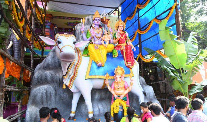 Khairatabad Ganesh Idol 2018!!