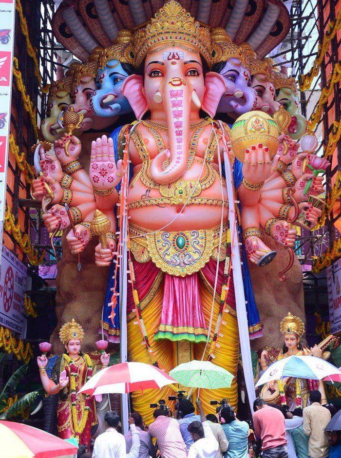 Khairatabad Ganesh Idol 2018!!