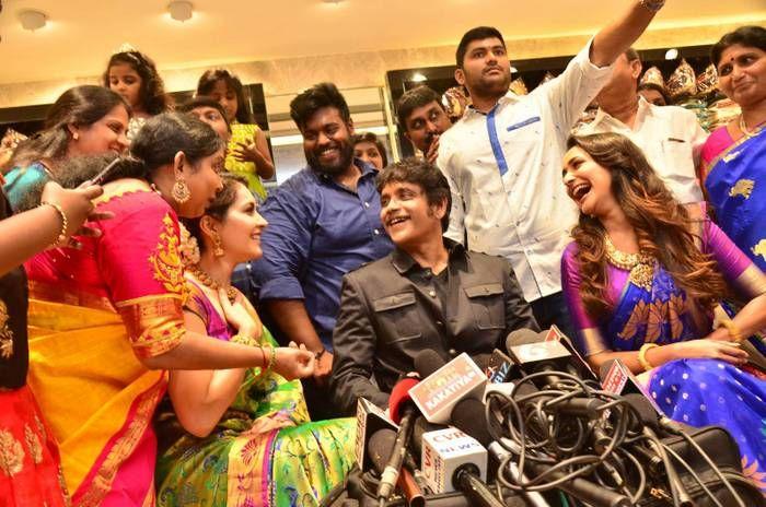 King Nagarjuna, RaashiKhanna & Pragya Launches South India Shopping Mall