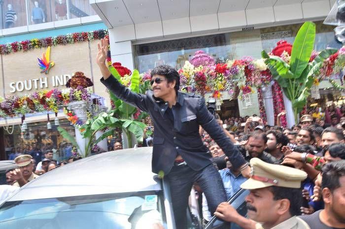 King Nagarjuna, RaashiKhanna & Pragya Launches South India Shopping Mall