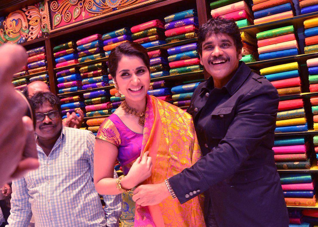 King Nagarjuna, RaashiKhanna & Pragya Launches South India Shopping Mall