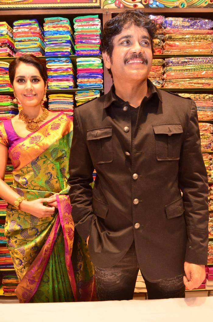 King Nagarjuna, RaashiKhanna & Pragya Launches South India Shopping Mall