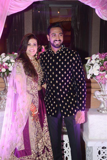 Krunal Pandya & Pankhuri Sharma's Wedding Reception Photos
