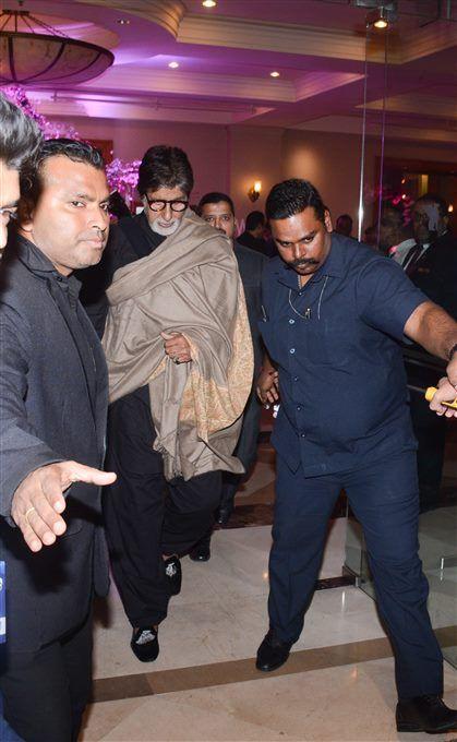 Krunal Pandya & Pankhuri Sharma's Wedding Reception Photos