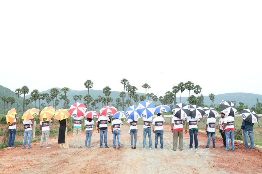L7 Teamm Photos at VIZAG Beach