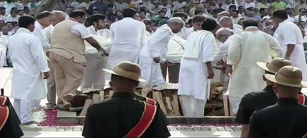 Last rites ceremony of former PM Atal Bihari Vajpayee at Smriti Sthal