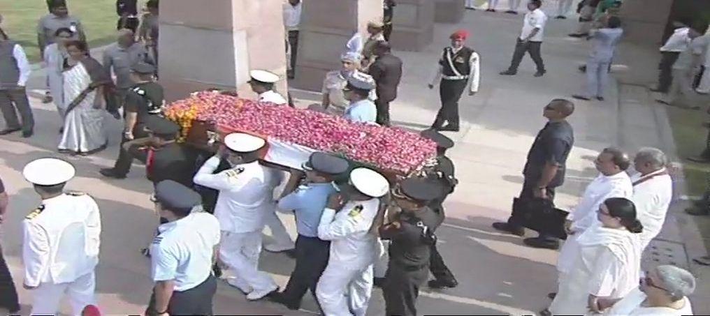 Last rites ceremony of former PM Atal Bihari Vajpayee at Smriti Sthal